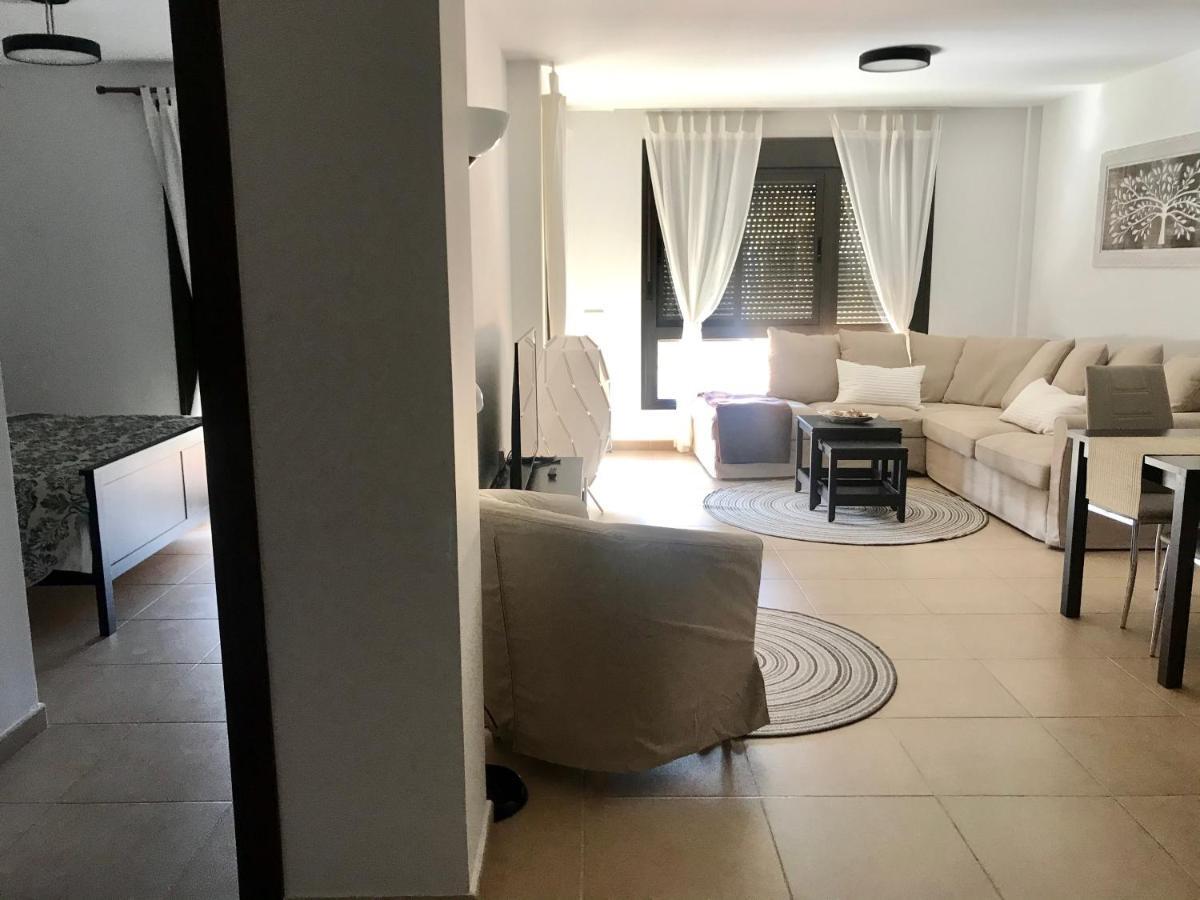 El Mocan Luxury Apartment بالم مار المظهر الخارجي الصورة